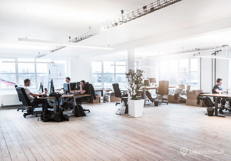 Du kan læse mere om Coworking her